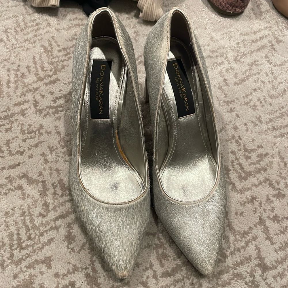 Donna Karan New York pumps